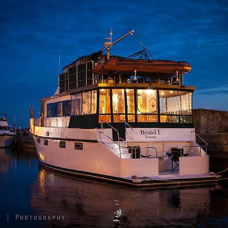 Making Waves Boatel Bed and Breakfast Τορόντο Εξωτερικό φωτογραφία