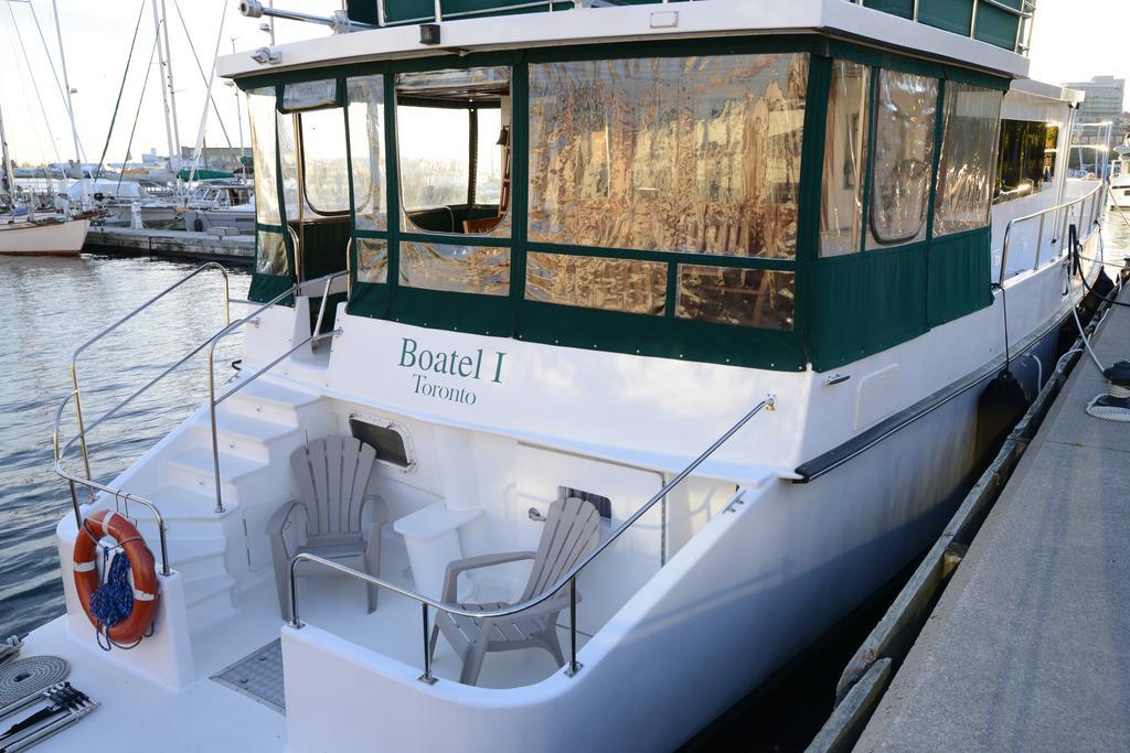 Making Waves Boatel Bed and Breakfast Τορόντο Εξωτερικό φωτογραφία